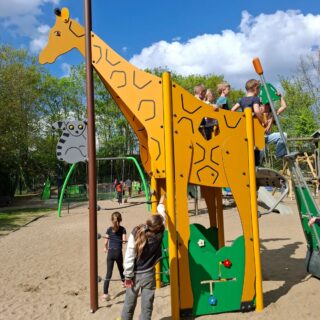Kids blij, ouders blij..

Lekker spelen in de Paddestoel

#borninbeeld #speeltuindepaddestoel
